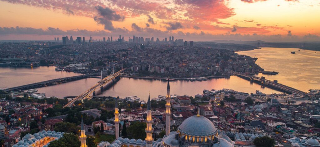  السوق المصري في اسطنبول أهم 10 معلومات
